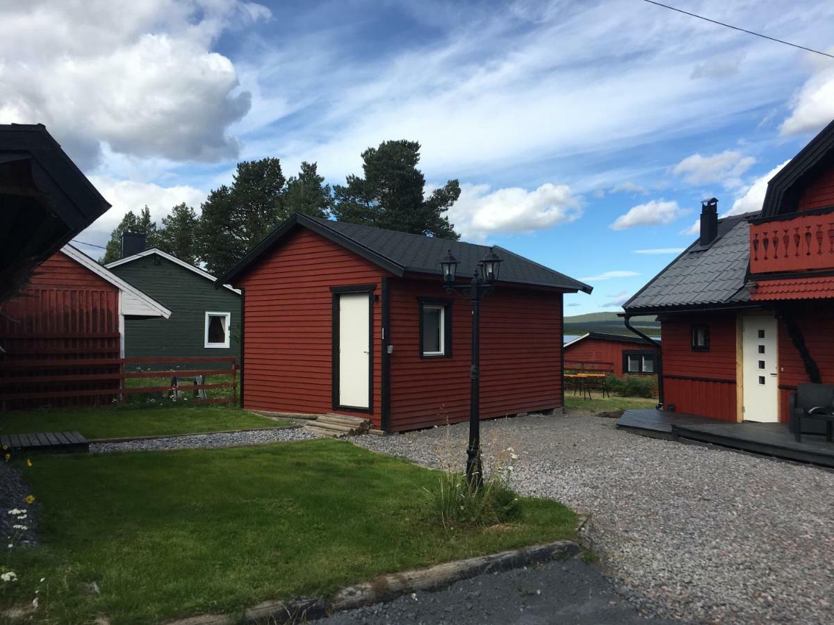 Camp Caroli Wooden Cabins Jukkasjärvi Eksteriør bilde